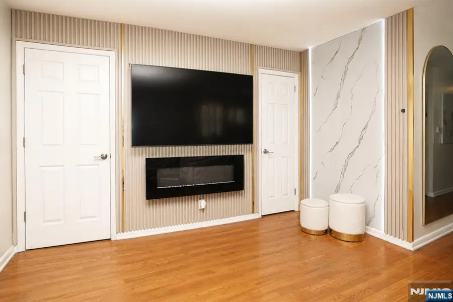 88 Manchester Place, Newark, NJ 07104 - #2