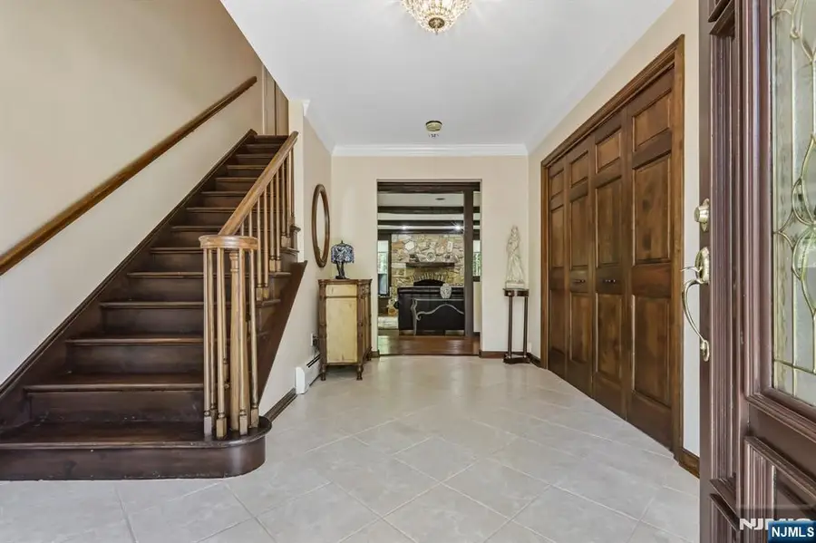 716 Windswept Lane, Franklin Lakes, NJ 07417 - #3