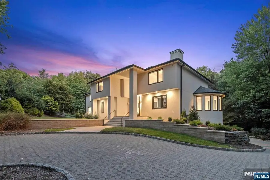 1 Lambs Lane, Cresskill, NJ 07626 - #2