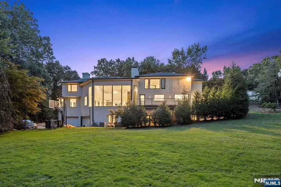 1 Lambs Lane, Cresskill, NJ 07626 - #3