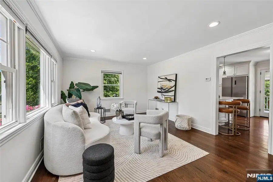 571 Laurel Road, Ridgewood, NJ 07450 - #3