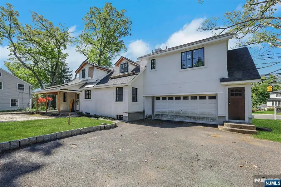 259 W Glen Avenue, Ridgewood, NJ 07450 - #3