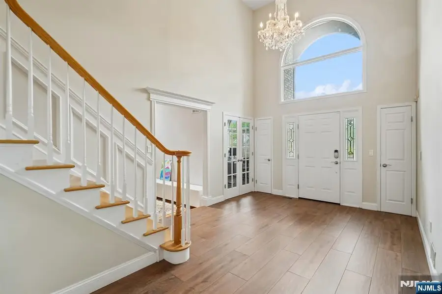 22 Wagon Trail, Mahwah, NJ 07430 - #2
