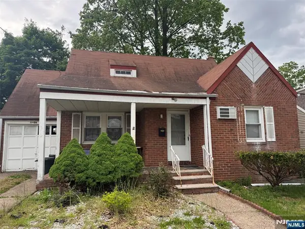 1-26 34th Street, Fair Lawn, NJ 07410