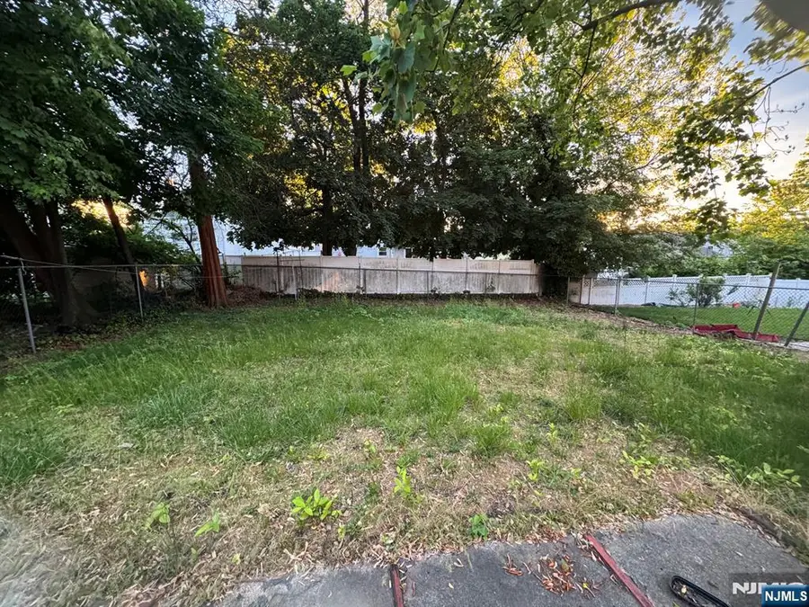 1-26 34th Street, Fair Lawn, NJ 07410 - #3