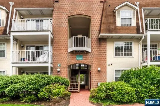400 Crown Court 581, Edgewater, NJ 07020 - #3
