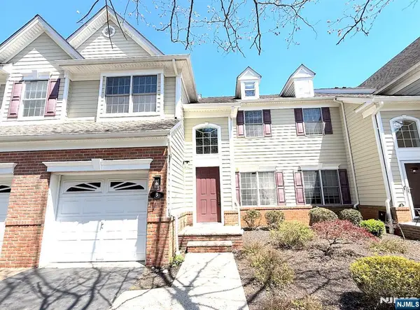 5 Magnolia Lane 54, Cedar Grove, NJ 07009