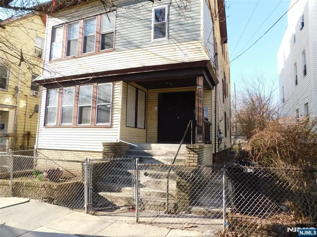 284 Renner Avenue, Newark, NJ 07112 - #1