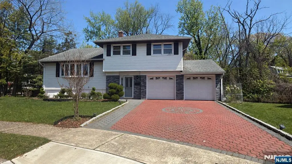 60 Sergent Court, Bergenfield, NJ 07621 - #1