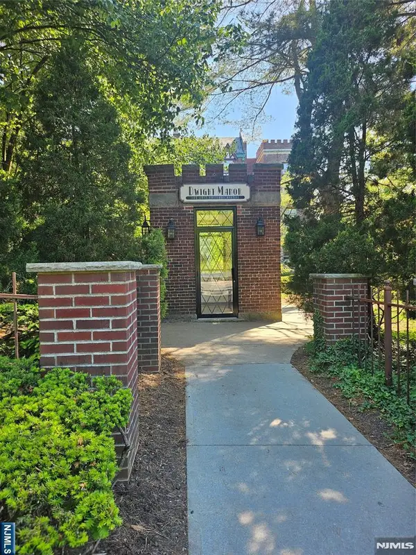 100 Palisade Avenue A51, Englewood, NJ 07631