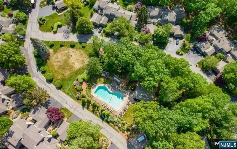 25 Stone Row Lane, Oak Ridge, NJ 07438 - #2