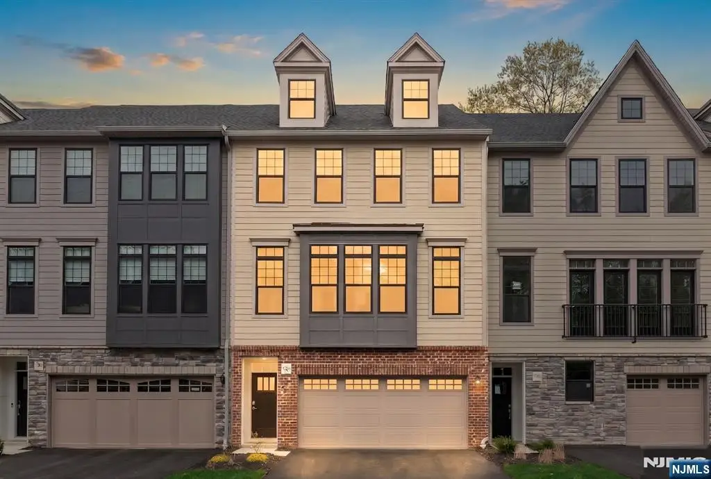 92 Cinnamon Drive, Upper Saddle River, NJ 07458 - #1