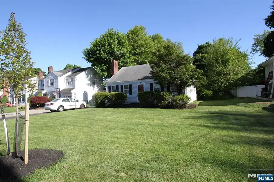 34 Union Street, Hawthorne, NJ 07506 - #2