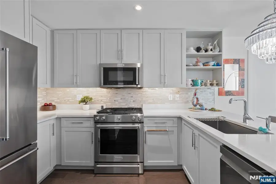 800 Ave At Port Imperial 508, Weehawken, NJ 07086 - #2