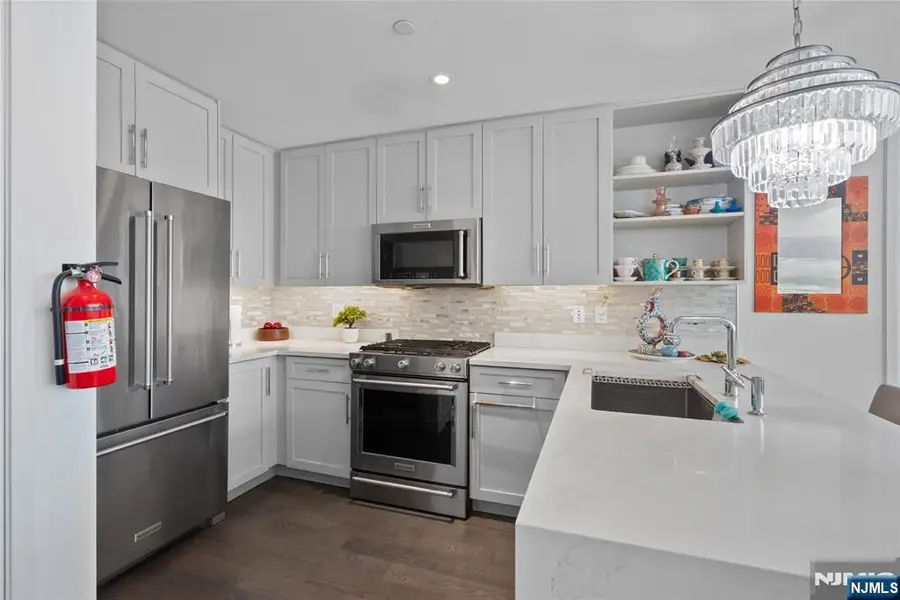 800 Ave At Port Imperial 508, Weehawken, NJ 07086 - #3