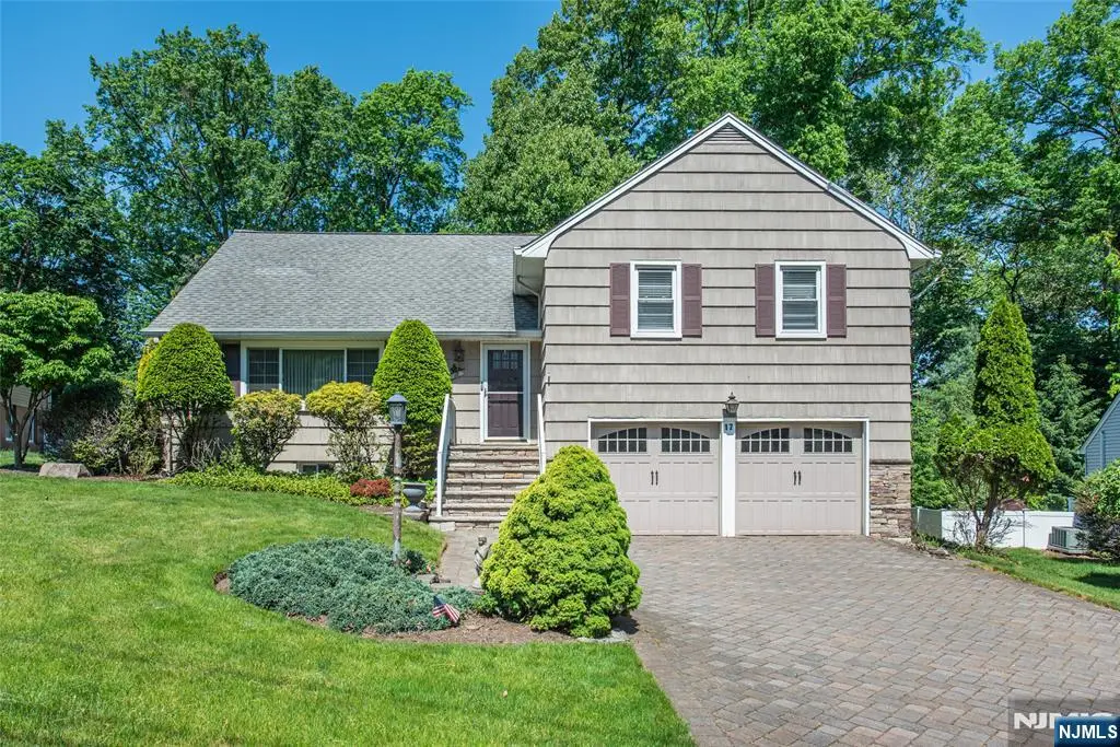17 Morningside Circle, Little Falls, NJ 07424 - #1