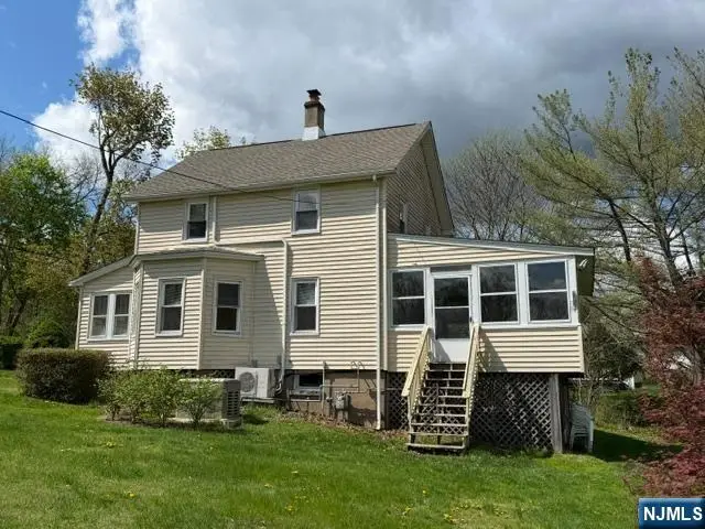 10 Bellows Lane, Towaco, NJ 07082 - #1