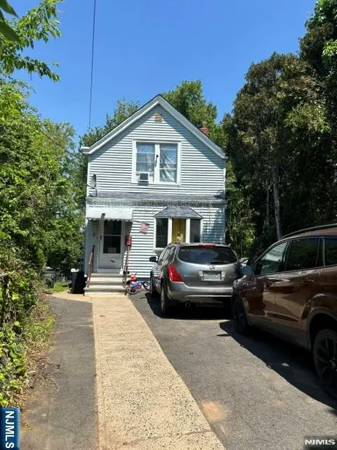 2 Bowes Place, Passaic, NJ 07055 - #1