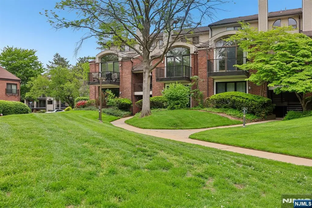 1 Peabody Court 1001, Teaneck, NJ 07666 - #1