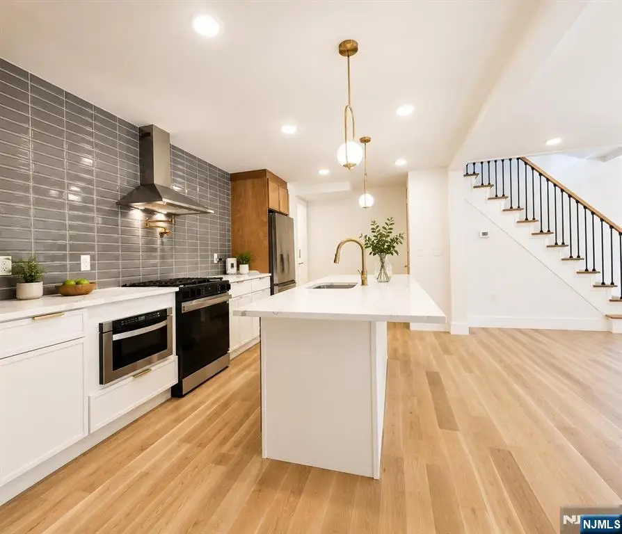 7 Pierce Avenue, Jersey City, NJ 07307 - #2