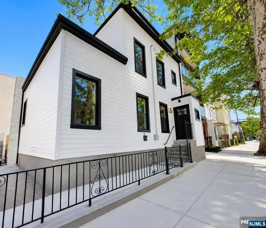 7 Pierce Avenue, Jersey City, NJ 07307 - #3