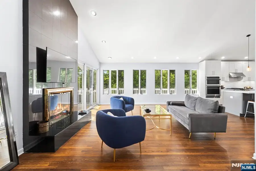 165 Hoover Drive, Cresskill, NJ 07626 - #2