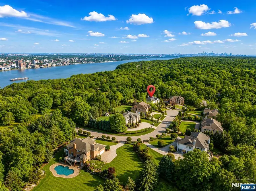 16 Audrey Urban Court, Alpine, NJ 07620 - #3