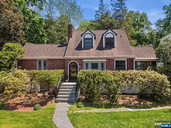 201 Little Falls Road, Cedar Grove, NJ 07009