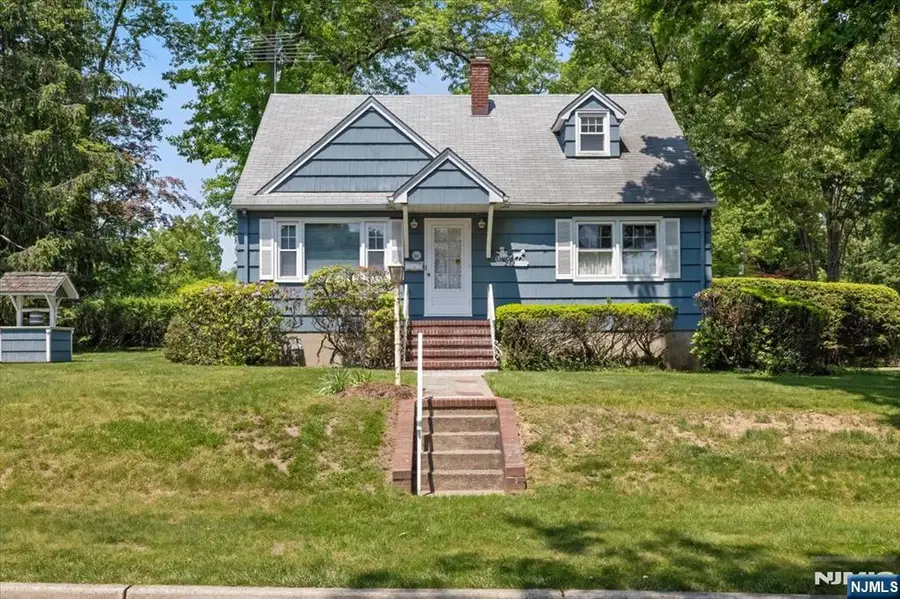252 Saint Nicholas Avenue, Hillsdale, NJ 07642 - #2