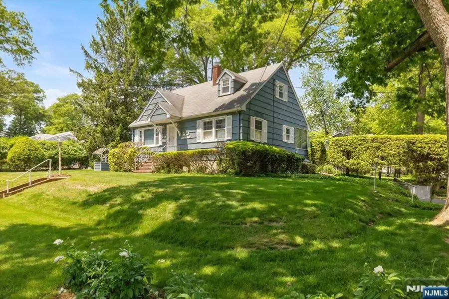 252 Saint Nicholas Avenue, Hillsdale, NJ 07642 - #3