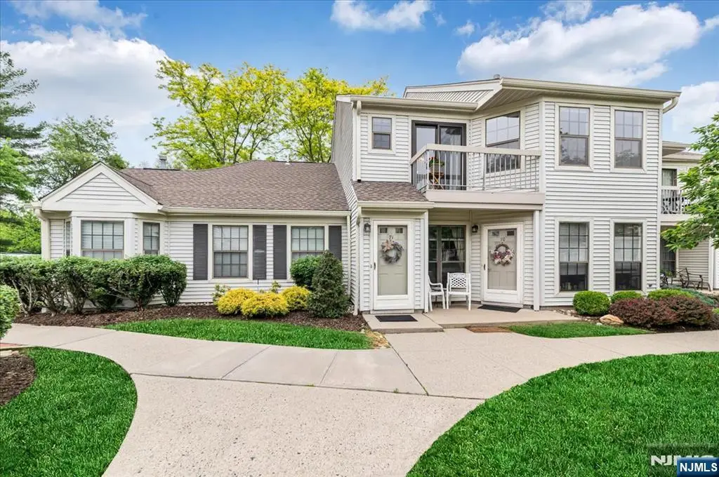 71 Fromm Court, Mahwah, NJ 07430 - #1
