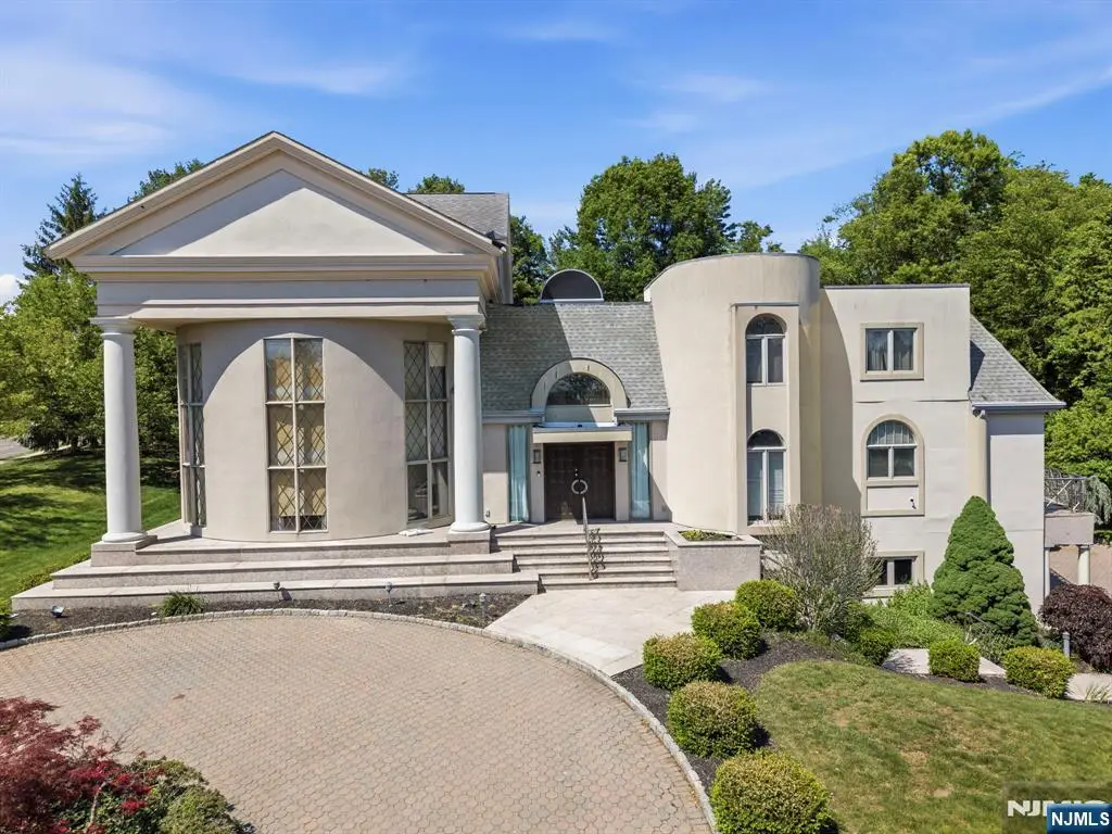1 Brighton Court, Livingston, NJ 07039 - #1