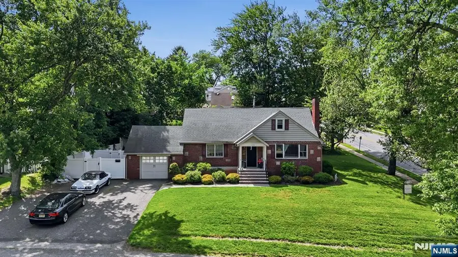 118 Wortendyke Avenue, Emerson, NJ 07630 - #3