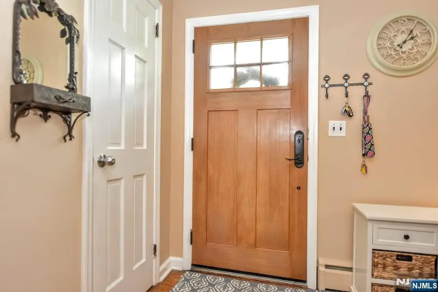 90 Grove Street, Waldwick, NJ 07463 - #2