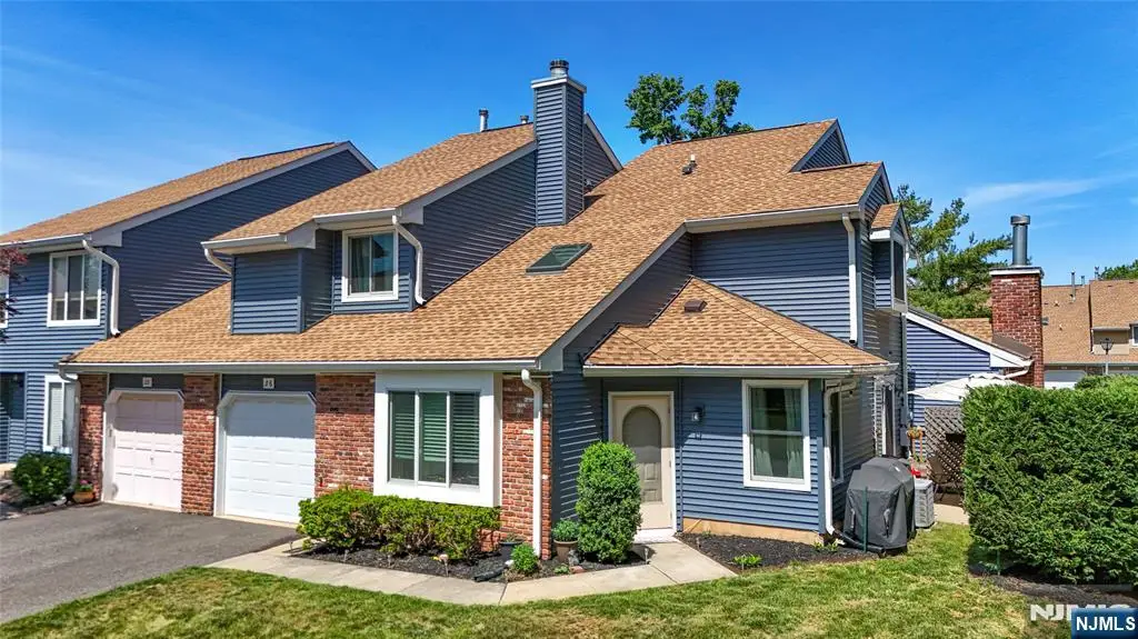 26 Driftwood Drive, Somerset, NJ 08873 - #1
