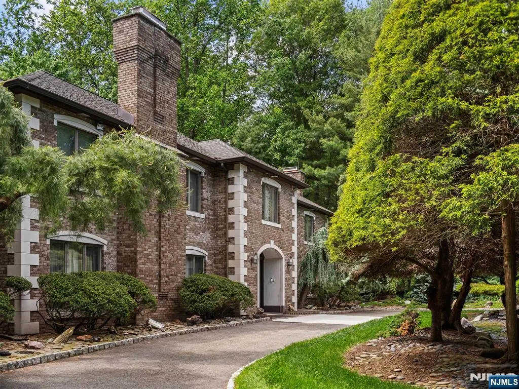 708 Ashmont Road, Franklin Lakes, NJ 07417 - #1