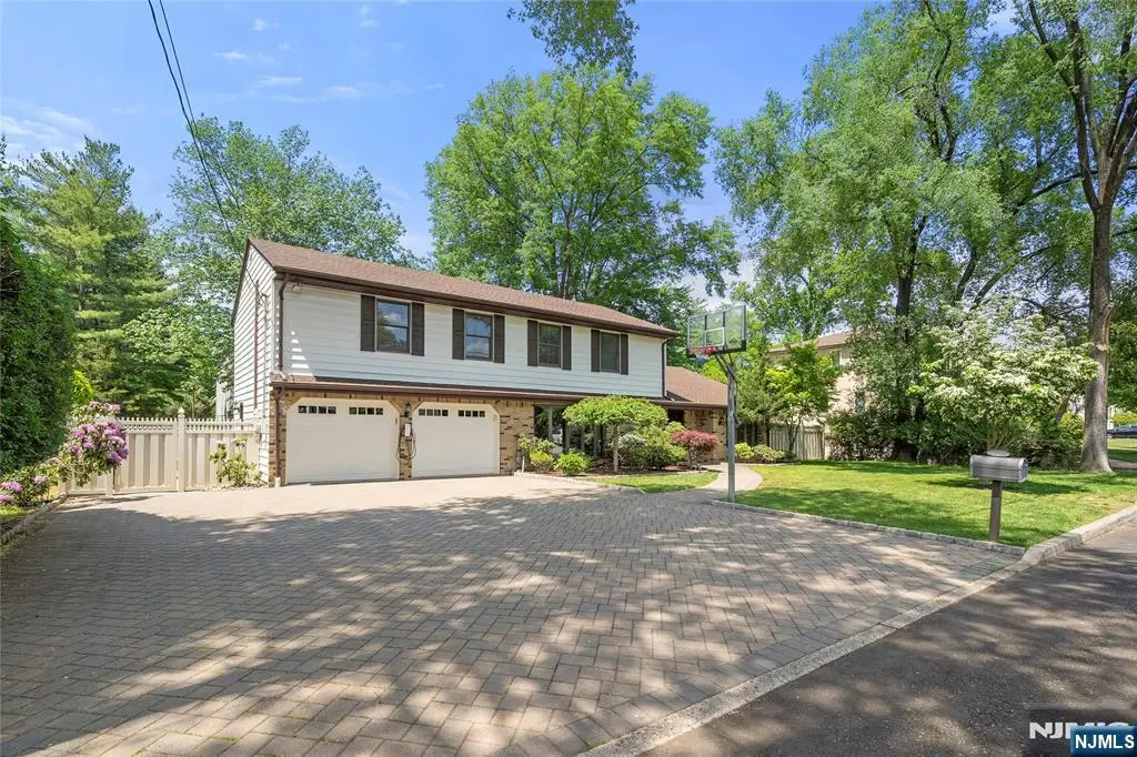 22 Kendrick Street, Paramus, NJ 07652 - #1