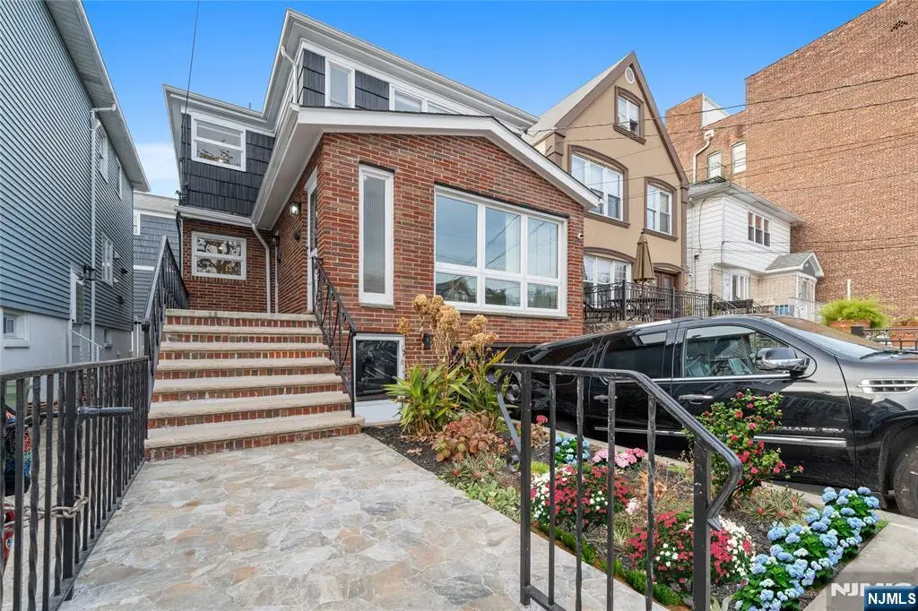 857 Avenue C, Bayonne, NJ 07002 - #1