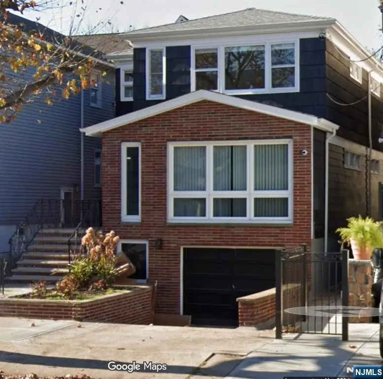 857 Avenue C, Bayonne, NJ 07002 - #2
