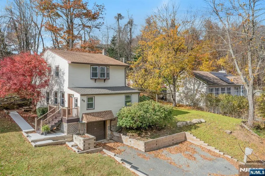 39 Delaware Road, Upper Greenwood Lake, NJ 07421 - #1