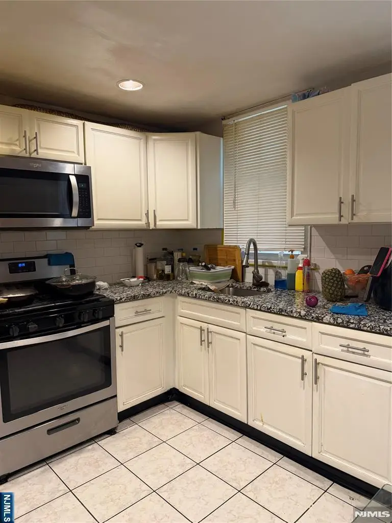 28 Burgess Place, Passaic, NJ 07055 - #3