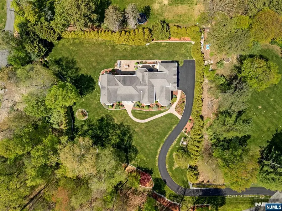 17 Constitution Avenue, Succasunna, NJ 07876 - #3