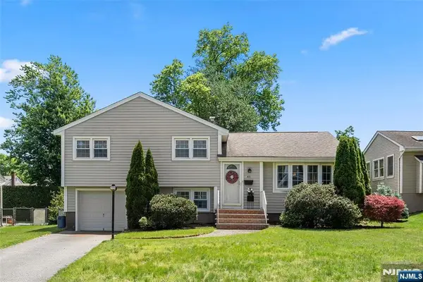 43 Woodvale Road, Glen Rock, NJ 07452