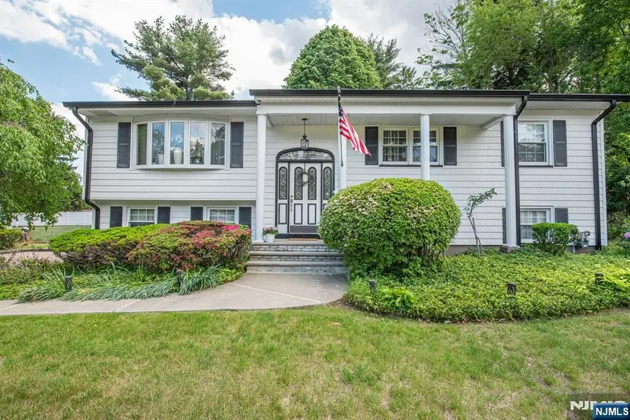 31 Grover Drive, Wayne, NJ 07470 - #2
