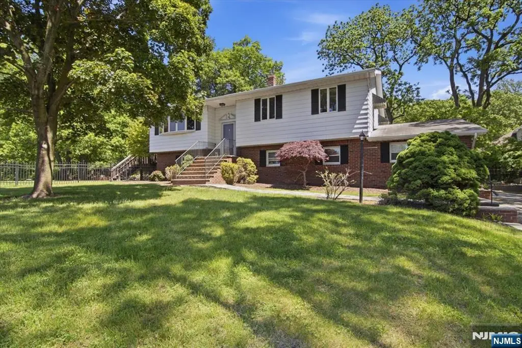 2 Gray Terrace, Woodland Park, NJ 07424 - #1