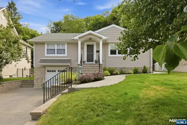 79 Winding Way, Cedar Grove, NJ 07009