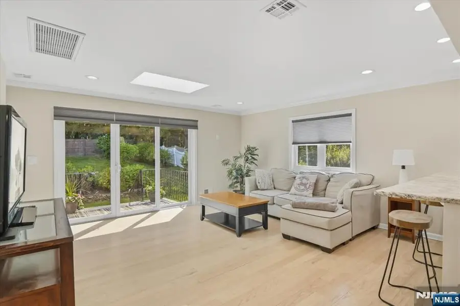 79 Winding Way, Cedar Grove, NJ 07009 - #3