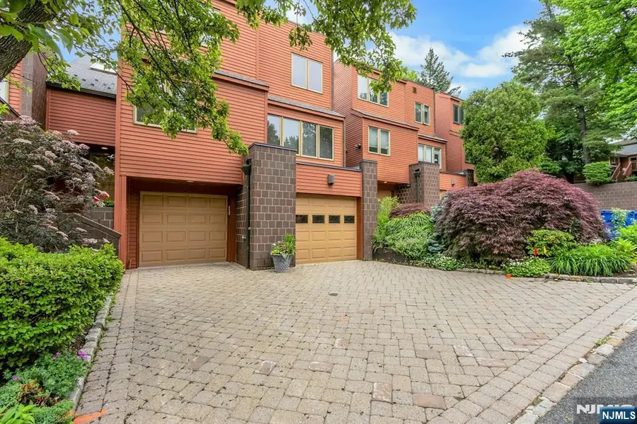 51 Hidden Ledge Road, Englewood, NJ 07631 - #3