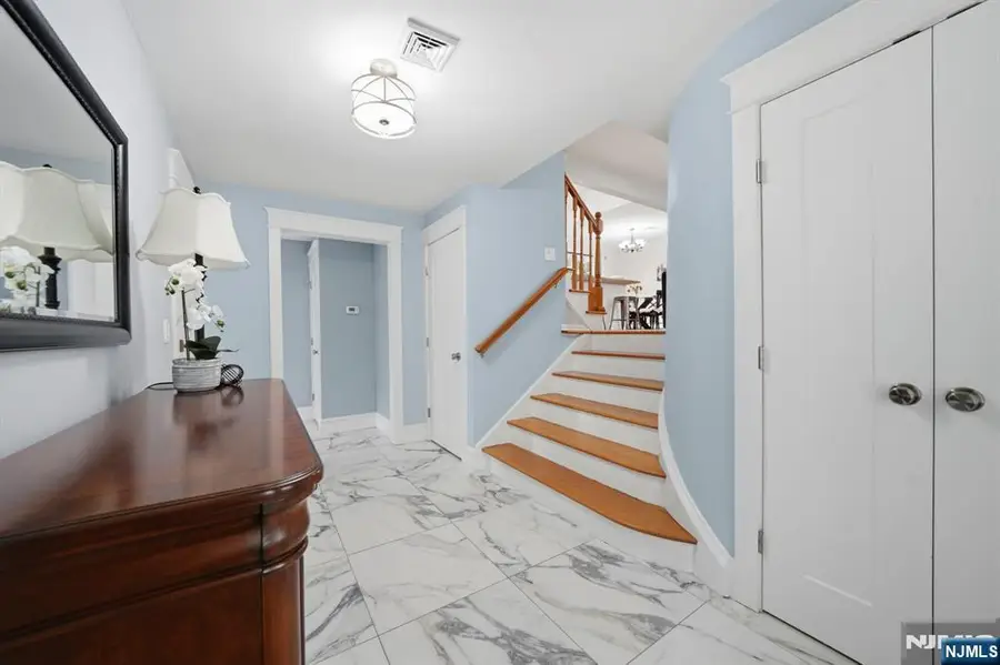 7 Kossuth Place, Wayne, NJ 07470 - #3