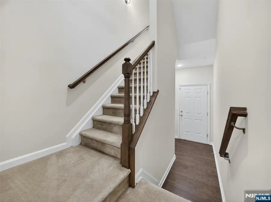 90 Wesmont Drive, Wood Ridge, NJ 07075 - #3